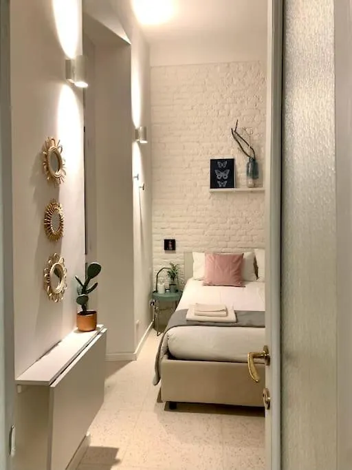 Apartment Stylish Flat In Porta Romana-Fondazione Prada Milan