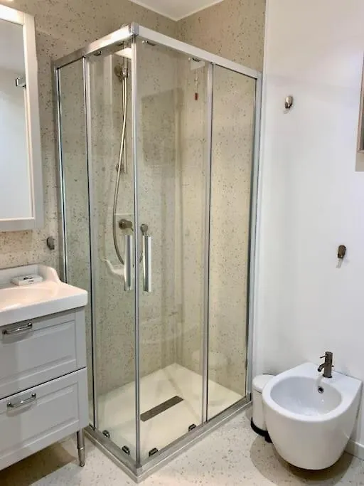 Apartment Stylish Flat In Porta Romana-Fondazione Prada Milan